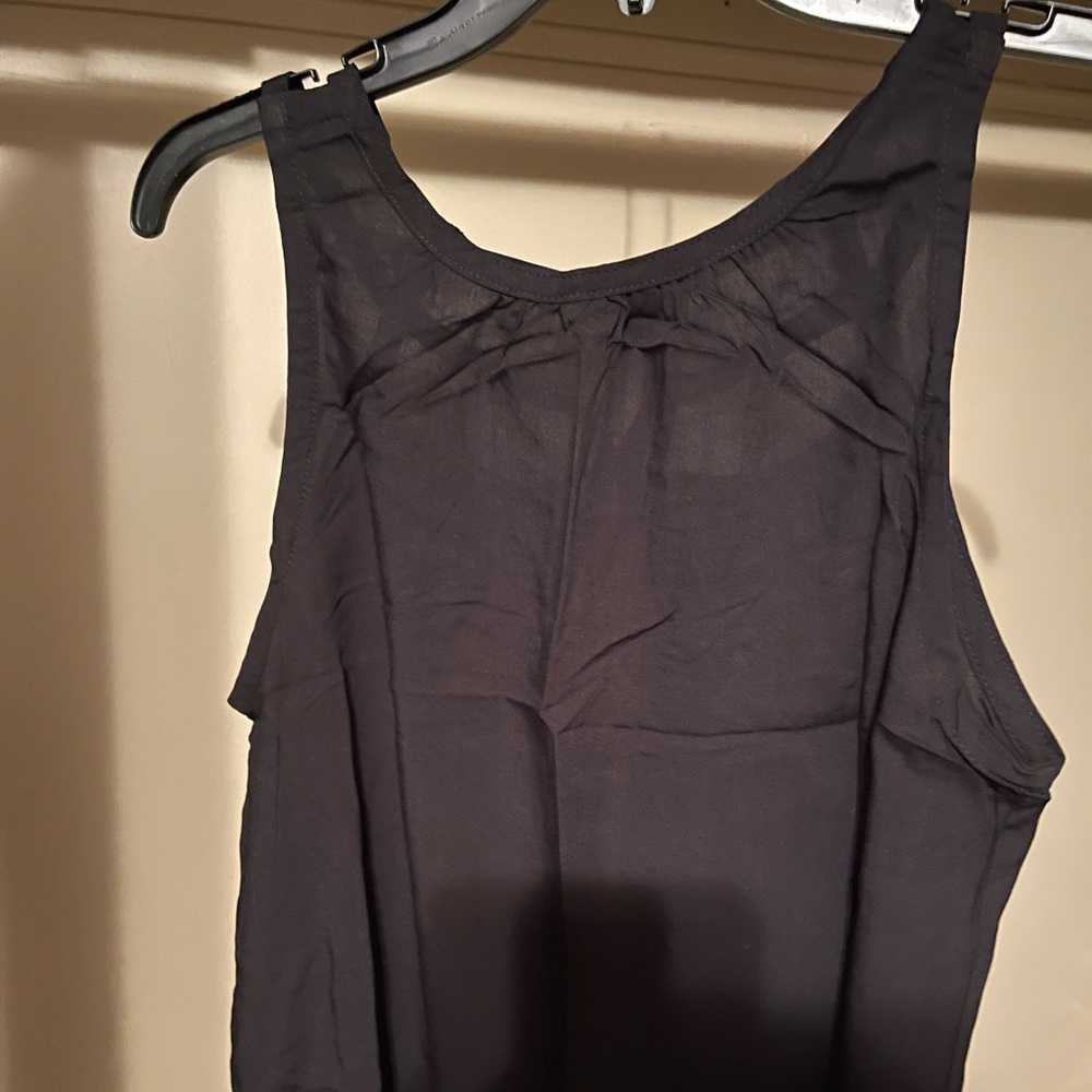 Black tank with cute cut out! - Picture 3 of 3